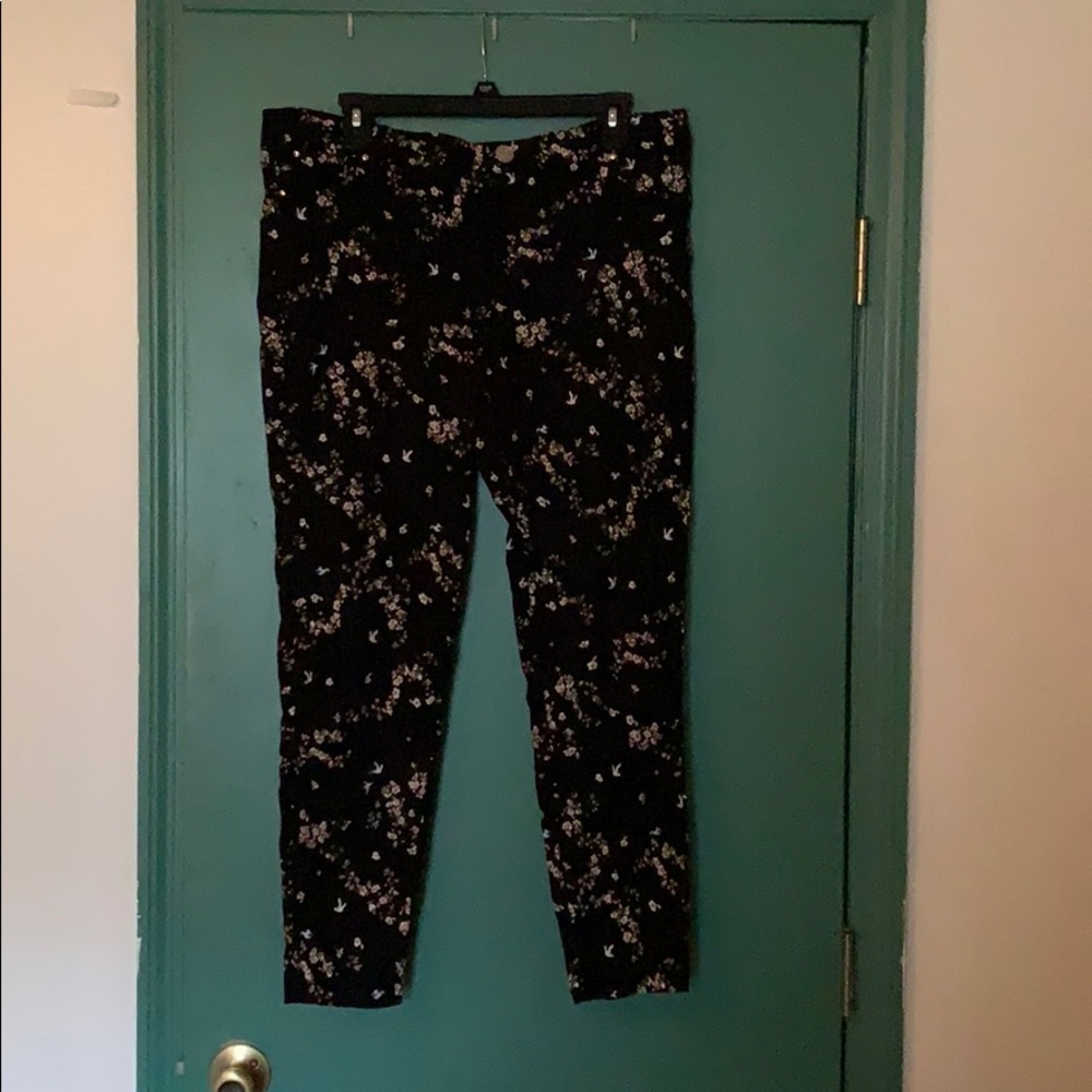 Floral dress pants. Very stretchy. Runs big.